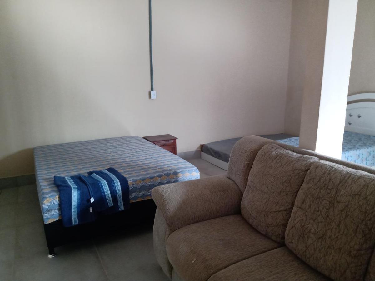 Casa Conceito Aberto Aconchegante, Perto De Tudo E Com Garagem 64M2 Κάμπο Φρίο Εξωτερικό φωτογραφία